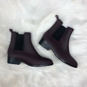 Wild divas rain boots size 9